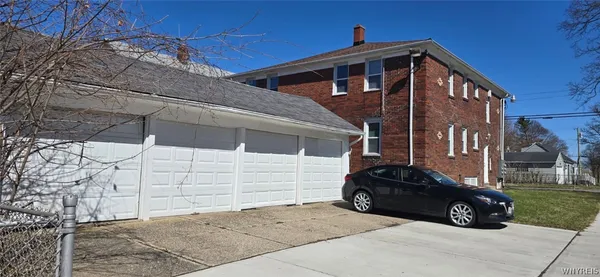 $649,900 | 476 Moselle Street, Buffalo, NY 14215