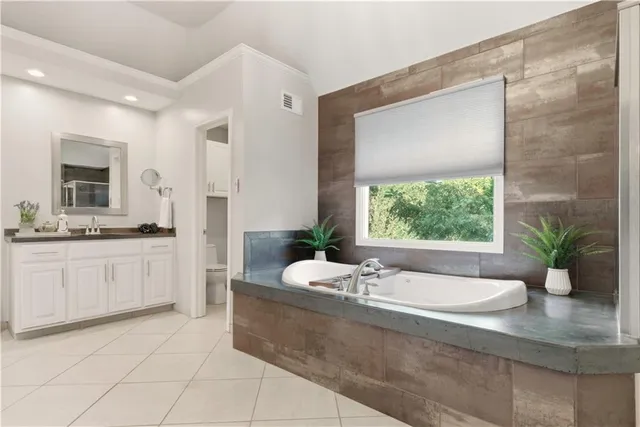 $975,000 | 15145 Mohawk Circle, Leawood, KS 66224