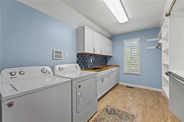 $975,000 | 15145 Mohawk Circle, Leawood, KS 66224