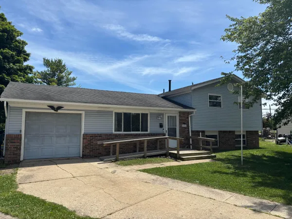 $239,900 | 231 Oakdale Court, West Jefferson, OH 43162