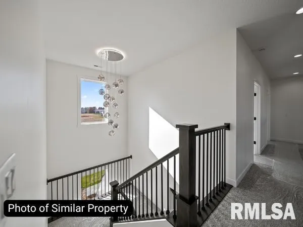 $799,900 | 1713 Katie Court, Davenport, IA 52807