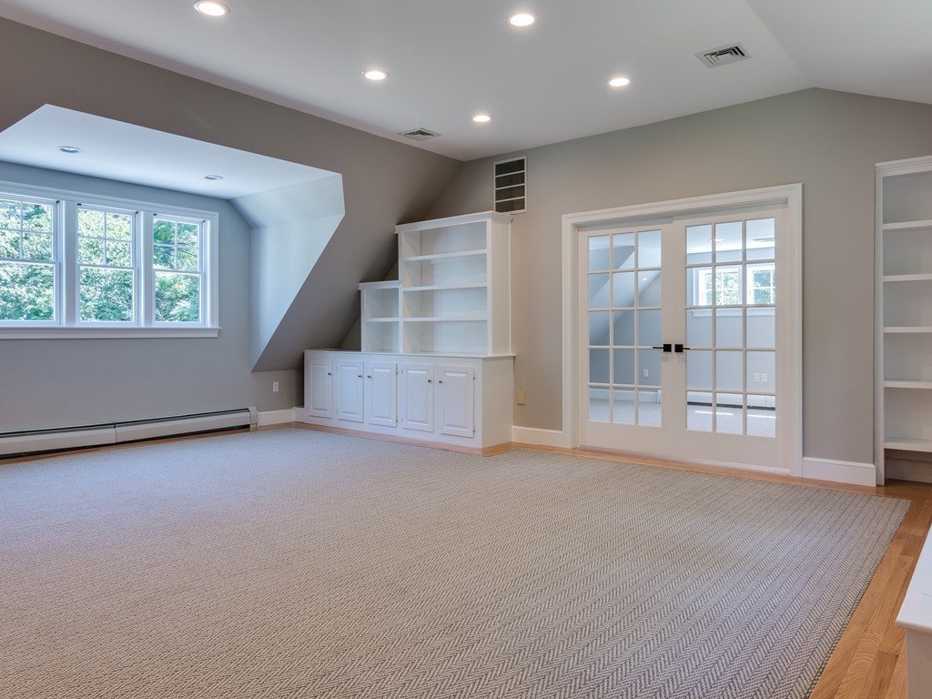 3 Veranda Circle Hamilton, MA 01982 - Photo 22 of 30