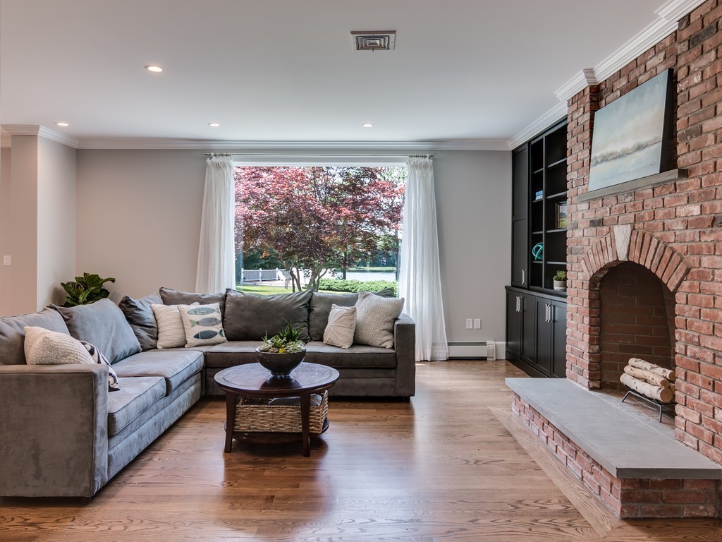 3 Veranda Circle Hamilton, MA 01982 - Photo 8 of 30