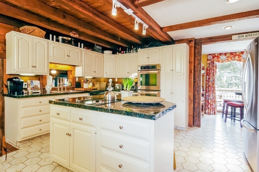 700 Bay Road Hamilton, MA 01982 - Photo 8 of 29 Gallery Image 8