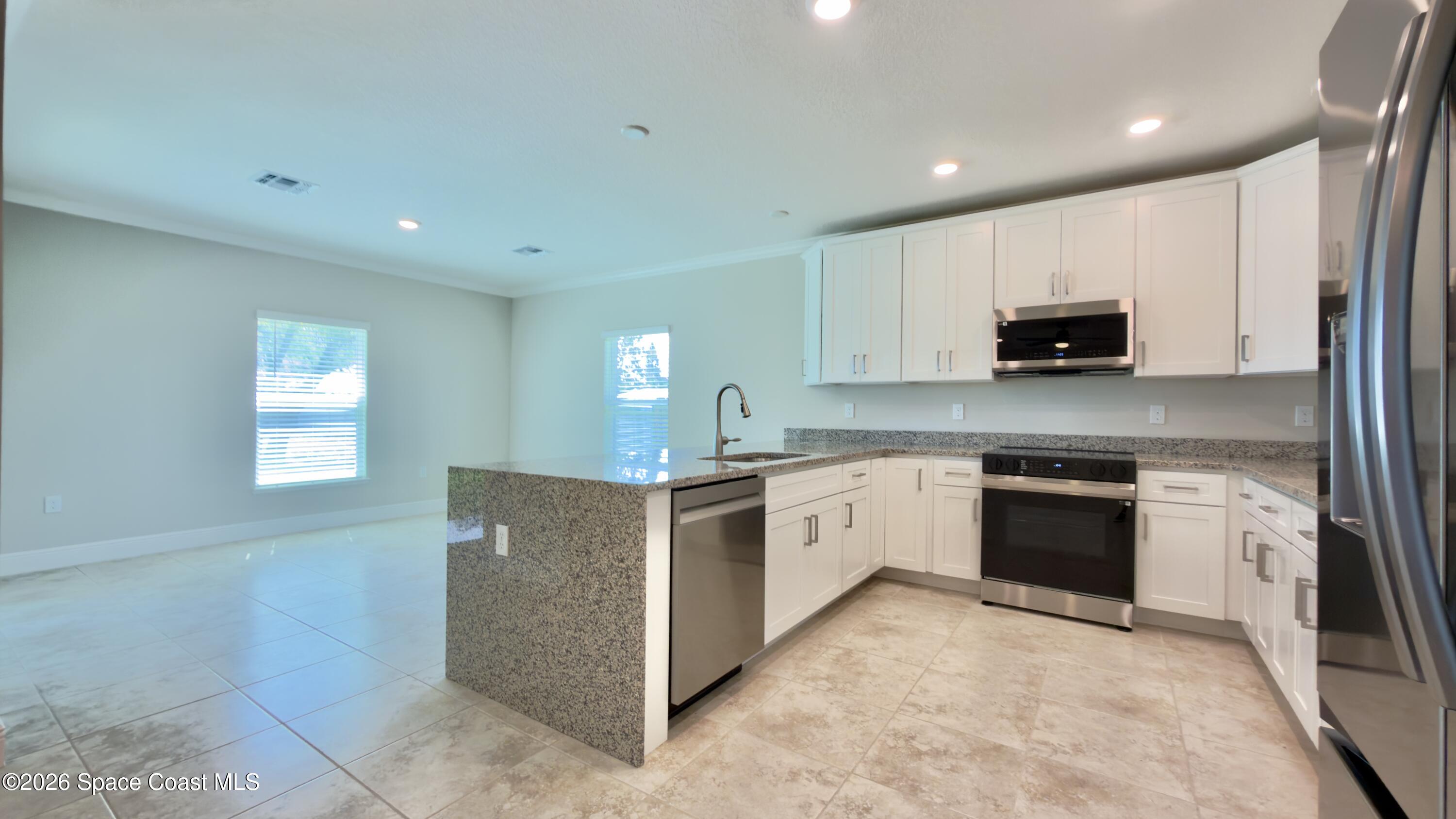 594 Bayharbor Terrace Sebastian, FL 32958 - Photo 6 of 34 IMG_0702