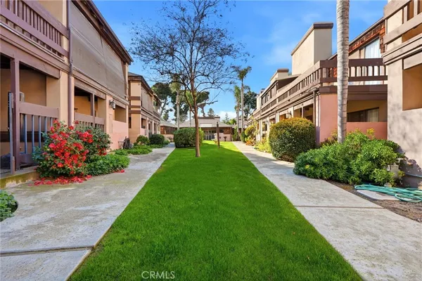 $199,000 | 1142 North Gem Street, Tulare, CA 93274