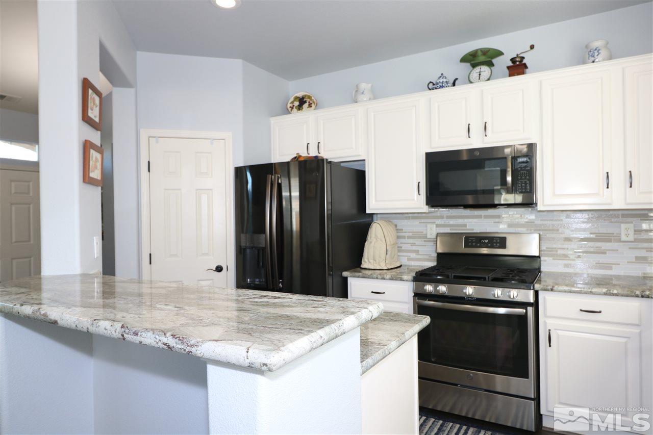 1476 Wild Wolf Way Reno, NV 89521 - Photo 6 of 23 Photo 6