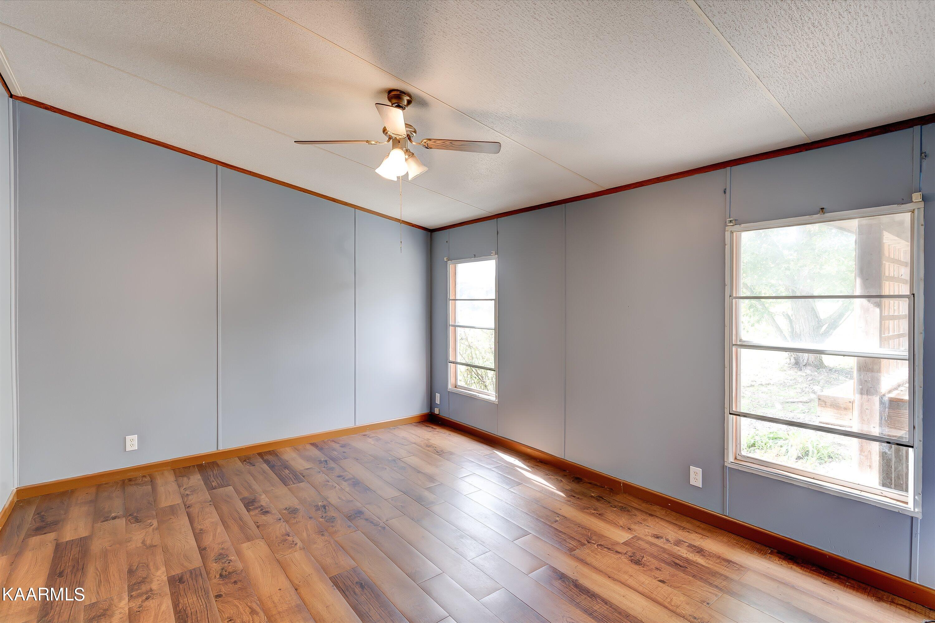 2641 Reed Springs Road Sweetwater, TN 37874 - Photo 11 of 32 Master bedroom