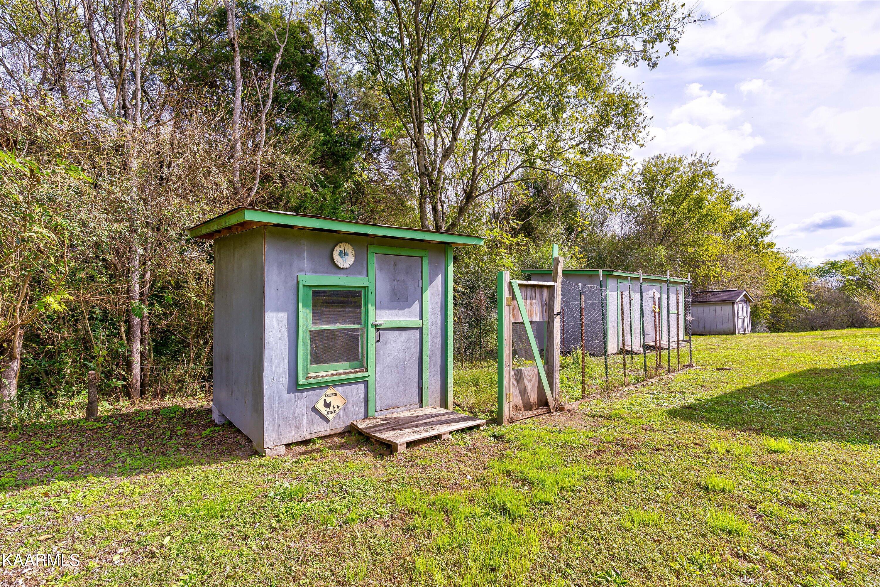 2641 Reed Springs Road Sweetwater, TN 37874 - Photo 28 of 32 Chicken coop and fenced yard