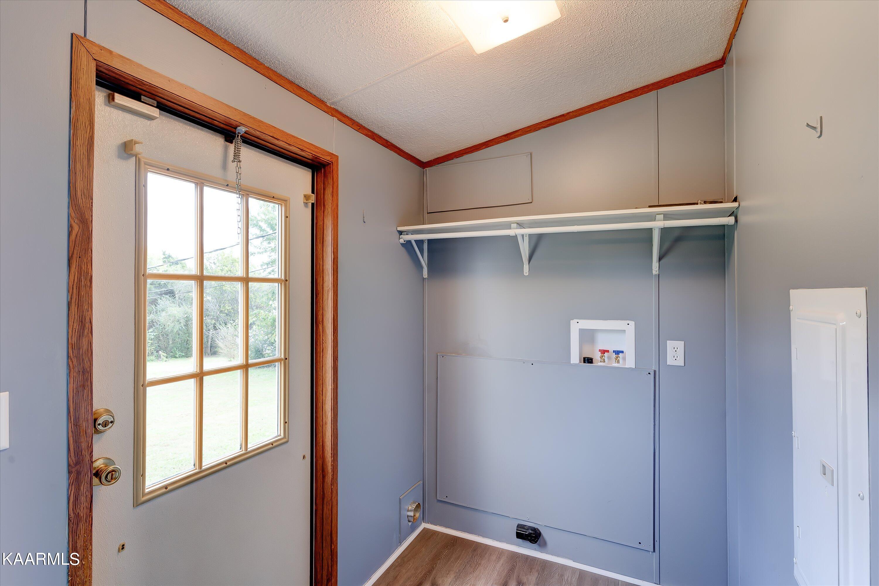 2641 Reed Springs Road Sweetwater, TN 37874 - Photo 10 of 32 Laundry room with exterior back door