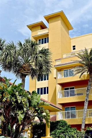 $2,300 | 701 North Atlantic Avenue, Unit 401, New Smyrna Beach, FL 32169