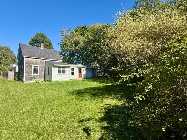 $229,000 | 15 Carrolls Lane, Rockland, ME 04841