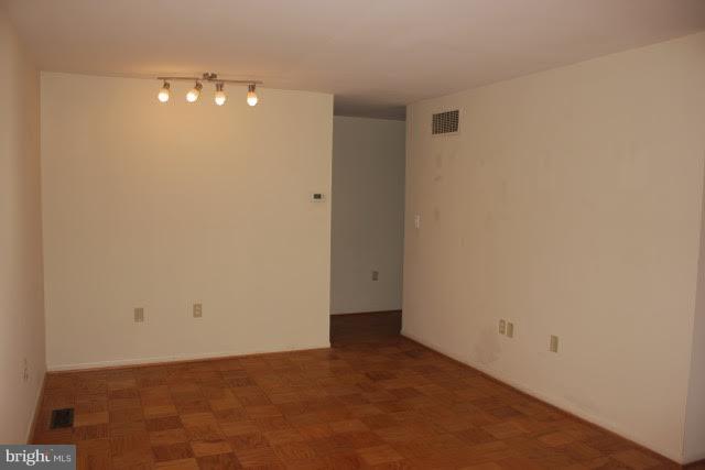 7 Hamill Road, Unit 7B Baltimore, MD 21210 - Photo 4 of 14 a view of an empty room