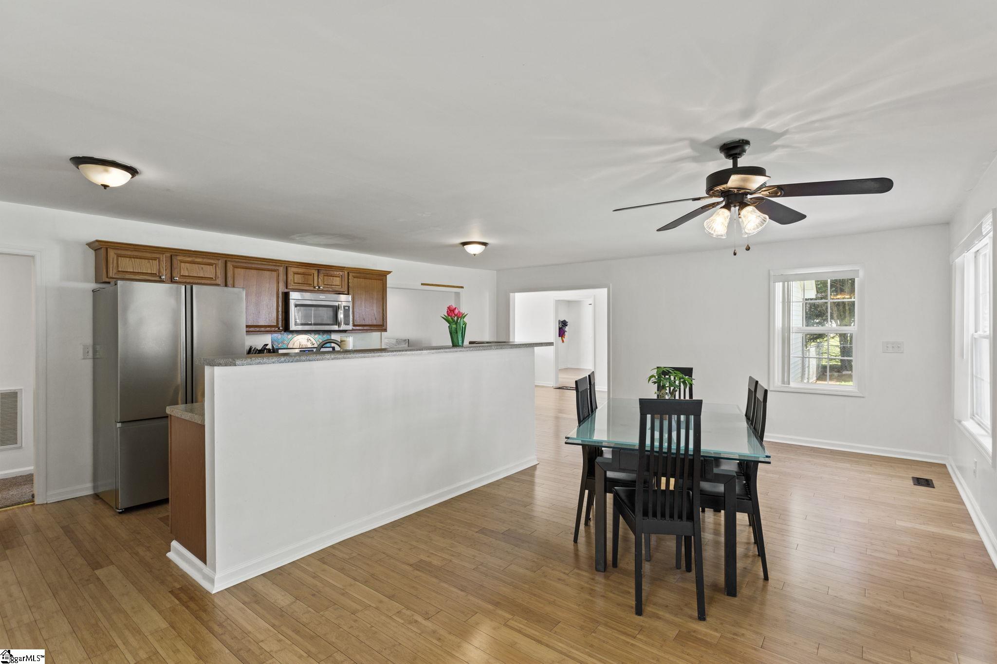 9565 Augusta Road Pelzer, SC 29669 - Photo 12 of 36