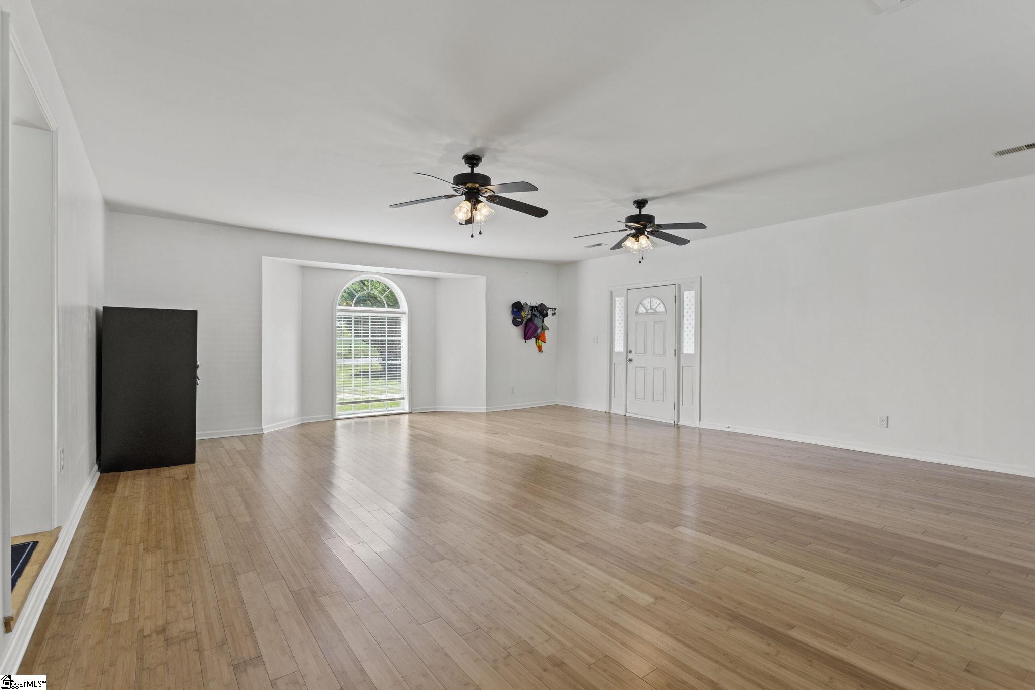 9565 Augusta Road Pelzer, SC 29669 - Photo 15 of 36