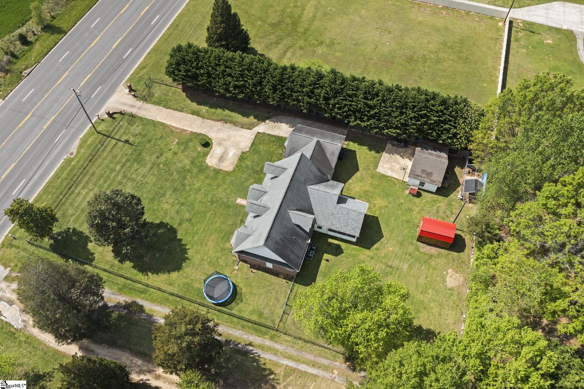 9565 Augusta Road Pelzer, SC 29669 - Photo 33 of 36