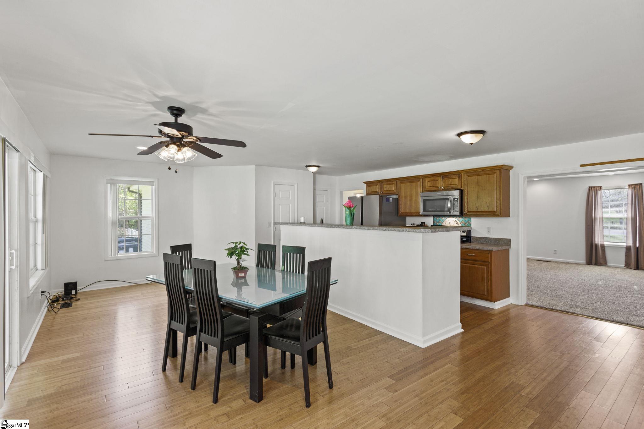 9565 Augusta Road Pelzer, SC 29669 - Photo 4 of 36