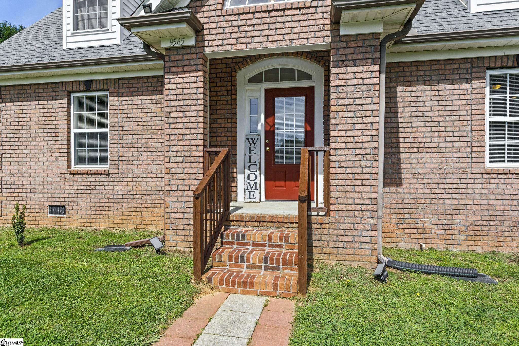 9565 Augusta Road Pelzer, SC 29669 - Photo 8 of 36