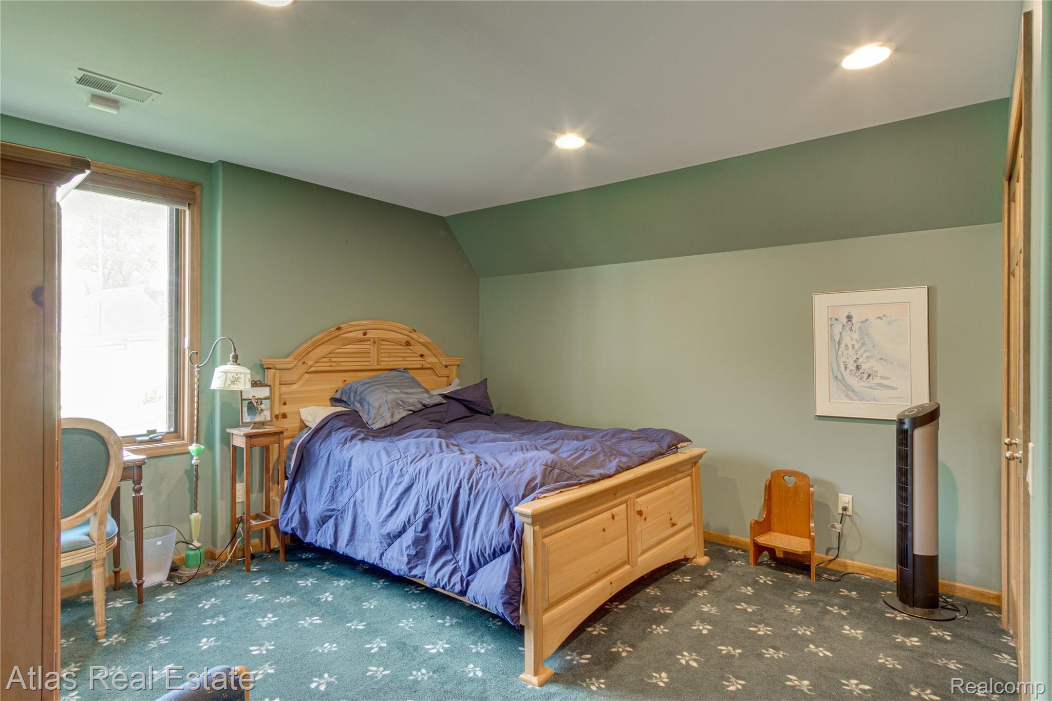 2444 Allen Road Ortonville, MI 48462 - Photo 44 of 64 Interiors (17 of 37).jpg