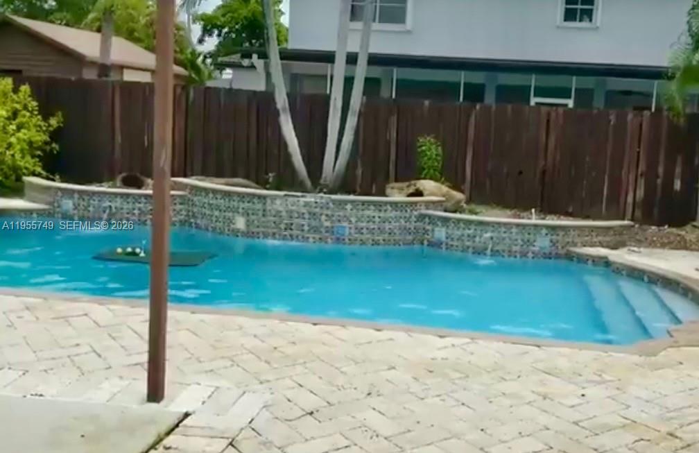 18121 Southwest 152nd Court Miami, FL 33187 - Photo 14 of 17