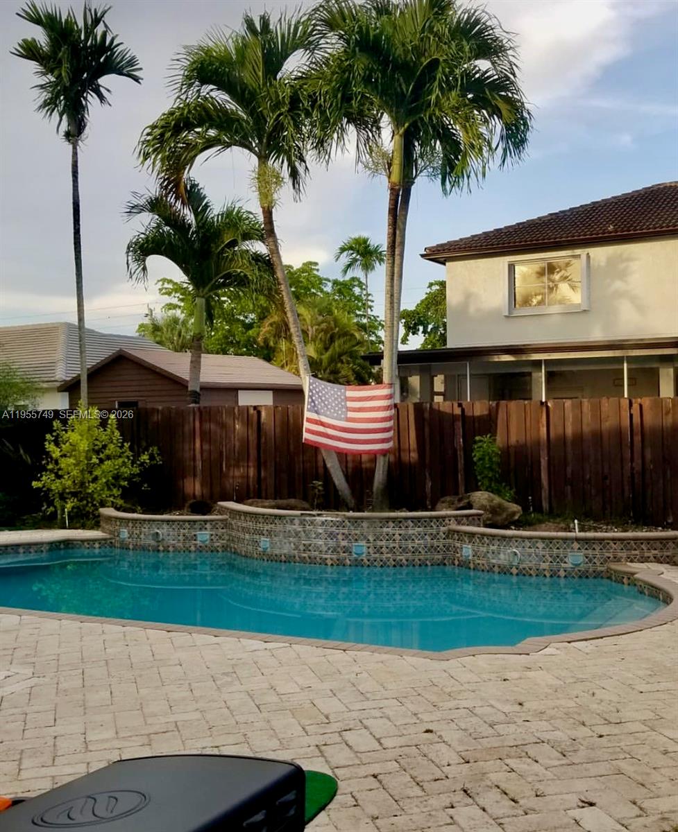 18121 Southwest 152nd Court Miami, FL 33187 - Photo 15 of 17