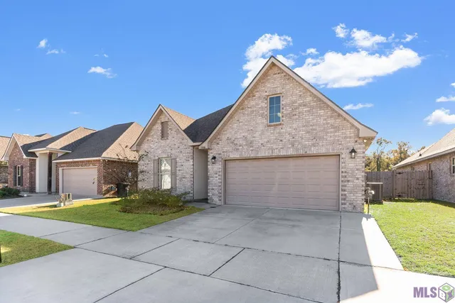 $3,500 | 7156 Kenilworth Crossing Avenue, Baton Rouge, LA 70820