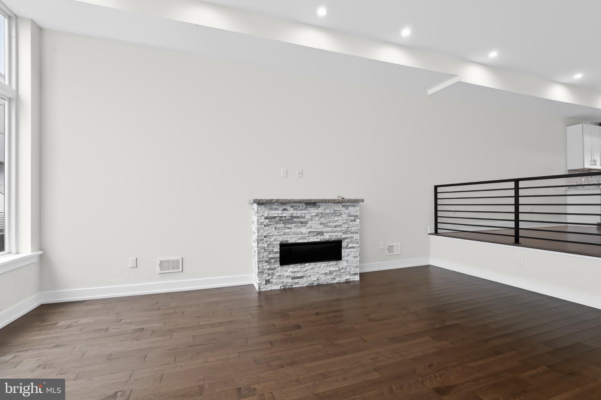 2527 Graduate Square Philadelphia, PA 19146 - Photo 11 of 45 Gallery Image 11