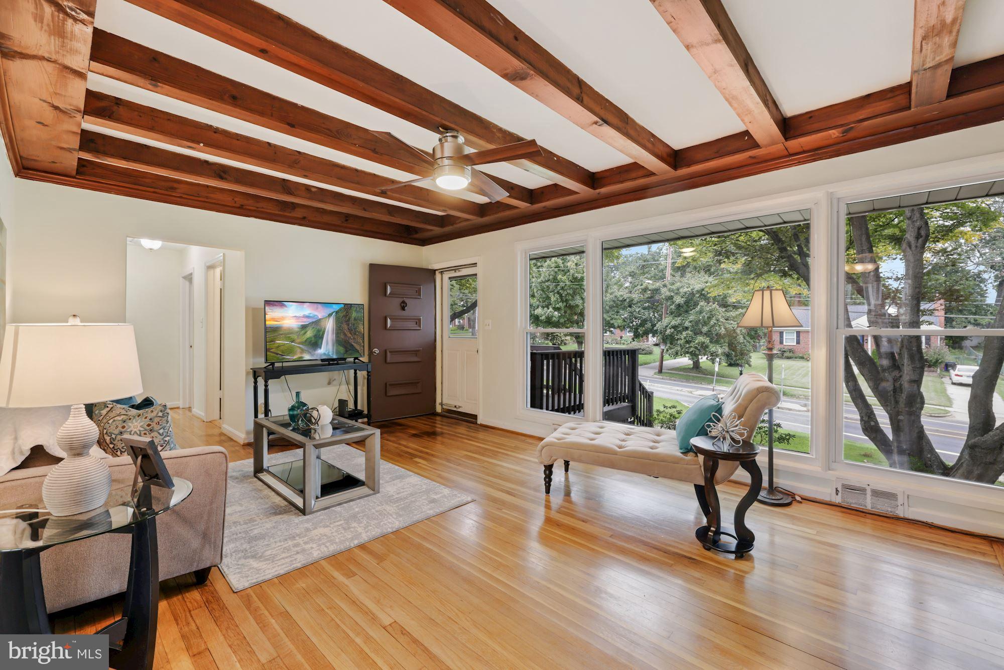 2520 Plyers Mill Road Silver Spring, MD 20902 - Photo 6 of 24 Floor to ceiling windows