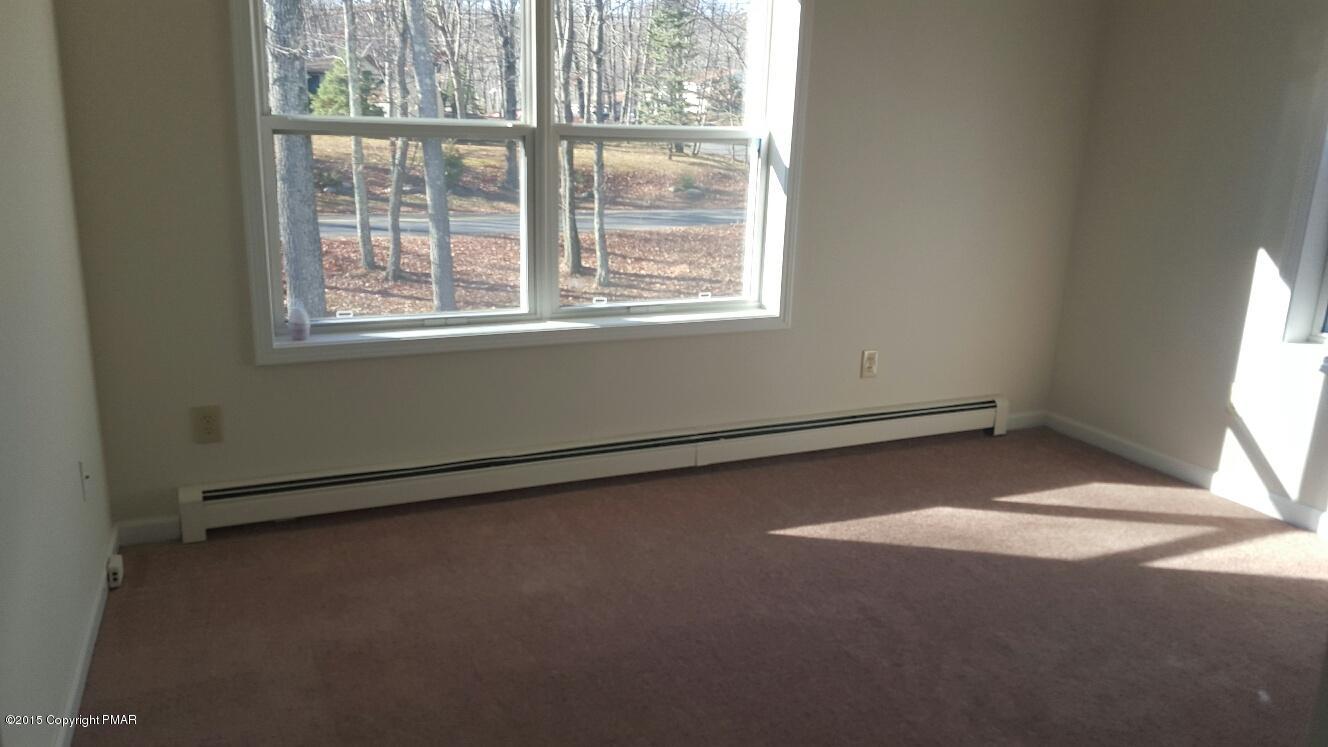 46 Dancing Ridge Road East Stroudsburg, PA 18302 - Photo 8 of 16 an empty room with a window