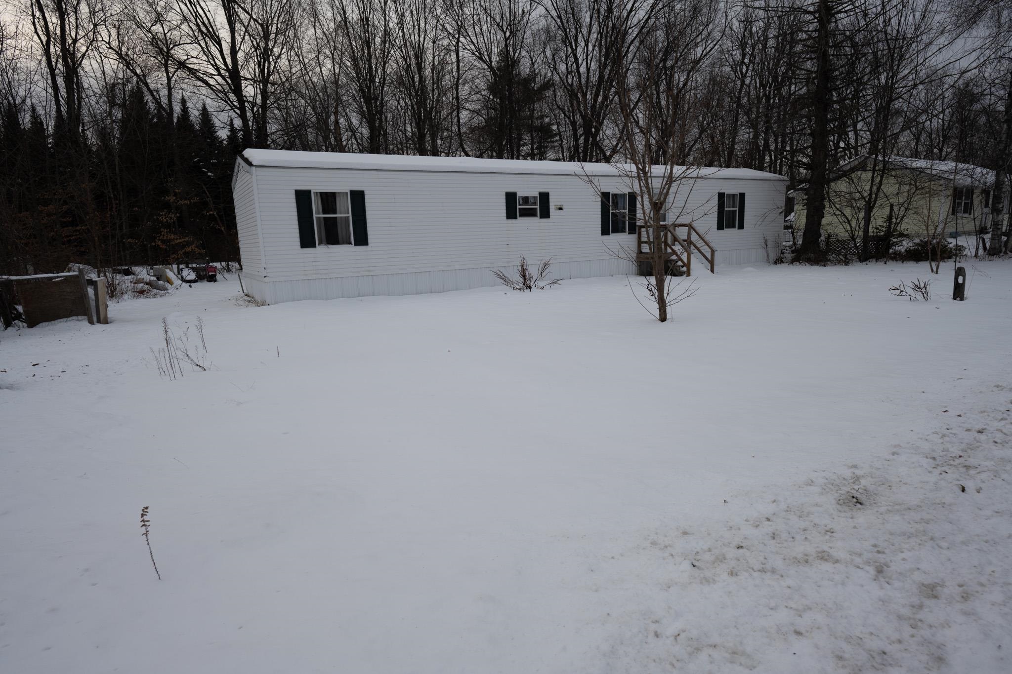 128 Valley View Road Conway, NH 03860 - Photo 2 of 9
