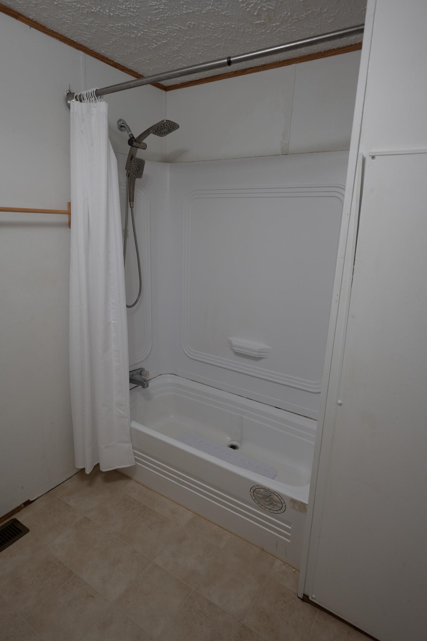 128 Valley View Road Conway, NH 03860 - Photo 8 of 9