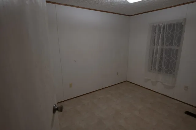 $189,900 | 128 Valley View Road, Conway, NH 03860