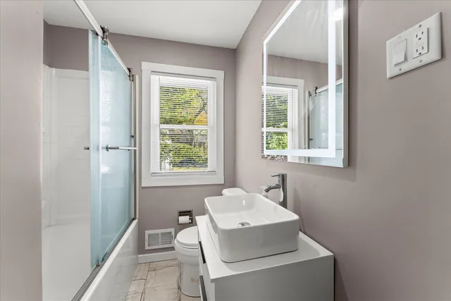 $200,000 | 812 South Fair Street, Champaign, IL 61821