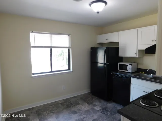 $1,155 | 201 Shipman Road, Unit 38, Havelock, NC 28532