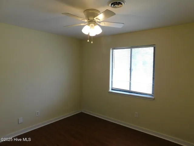 $1,155 | 201 Shipman Road, Unit 38, Havelock, NC 28532