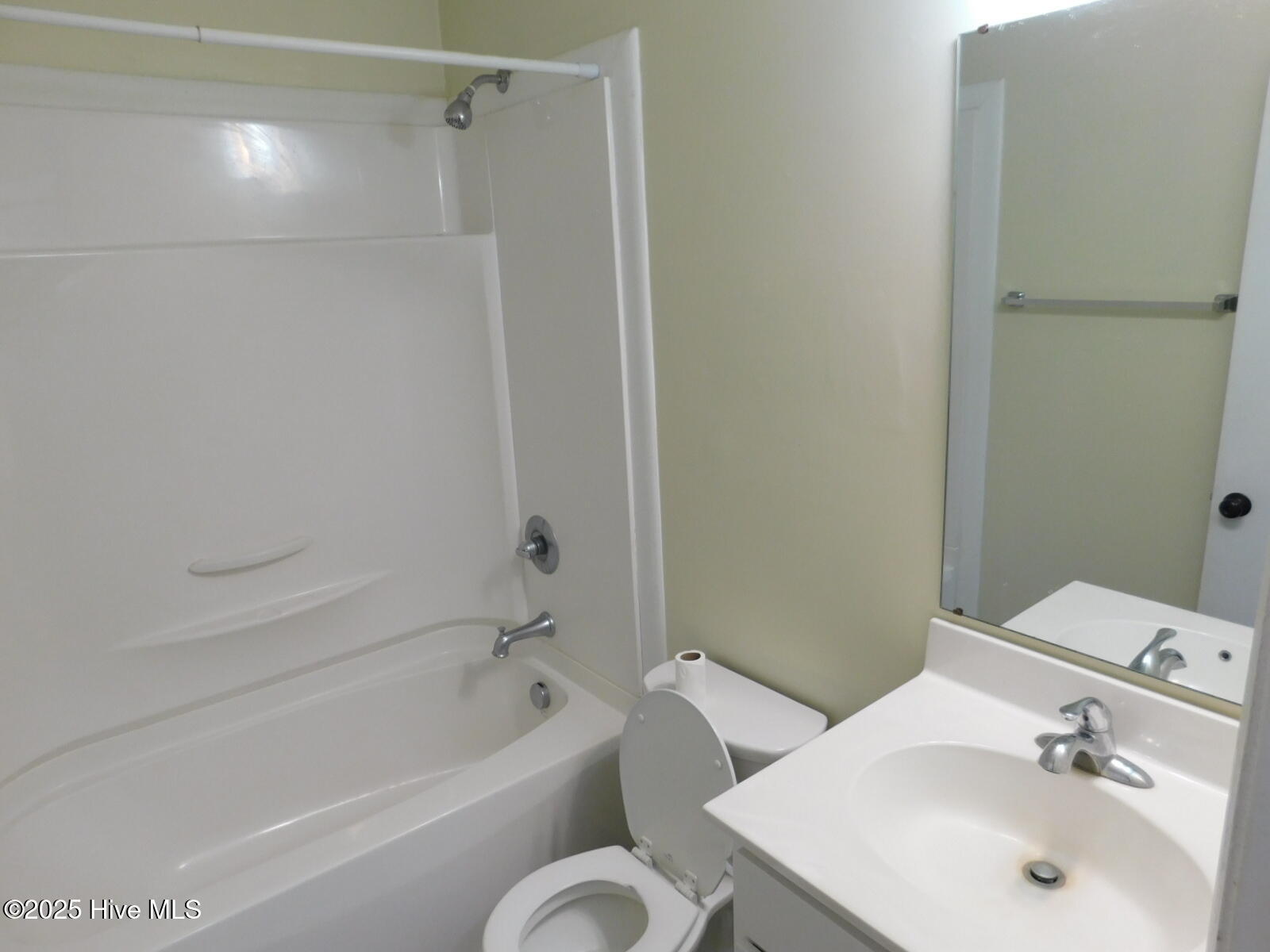 201 Shipman Road, Unit 38 Havelock, NC 28532 - Photo 10 of 15 bath