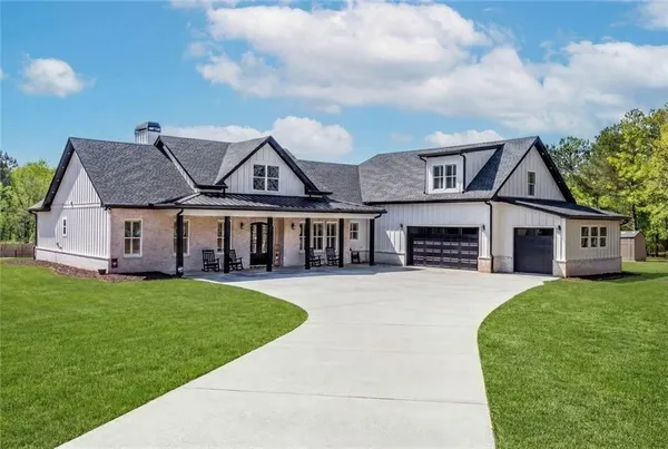 $950,000 | 825 Arch Tanner Road, Bethlehem, GA 30620