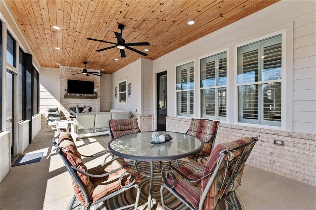 825 Arch Tanner Road Bethlehem, GA 30620 - Photo 45 of 58 a view of a dining room with furniture