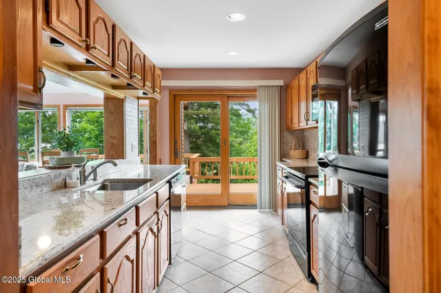 $679,000 | 13 B Hummingbird Circle, Horicon, NY 12808