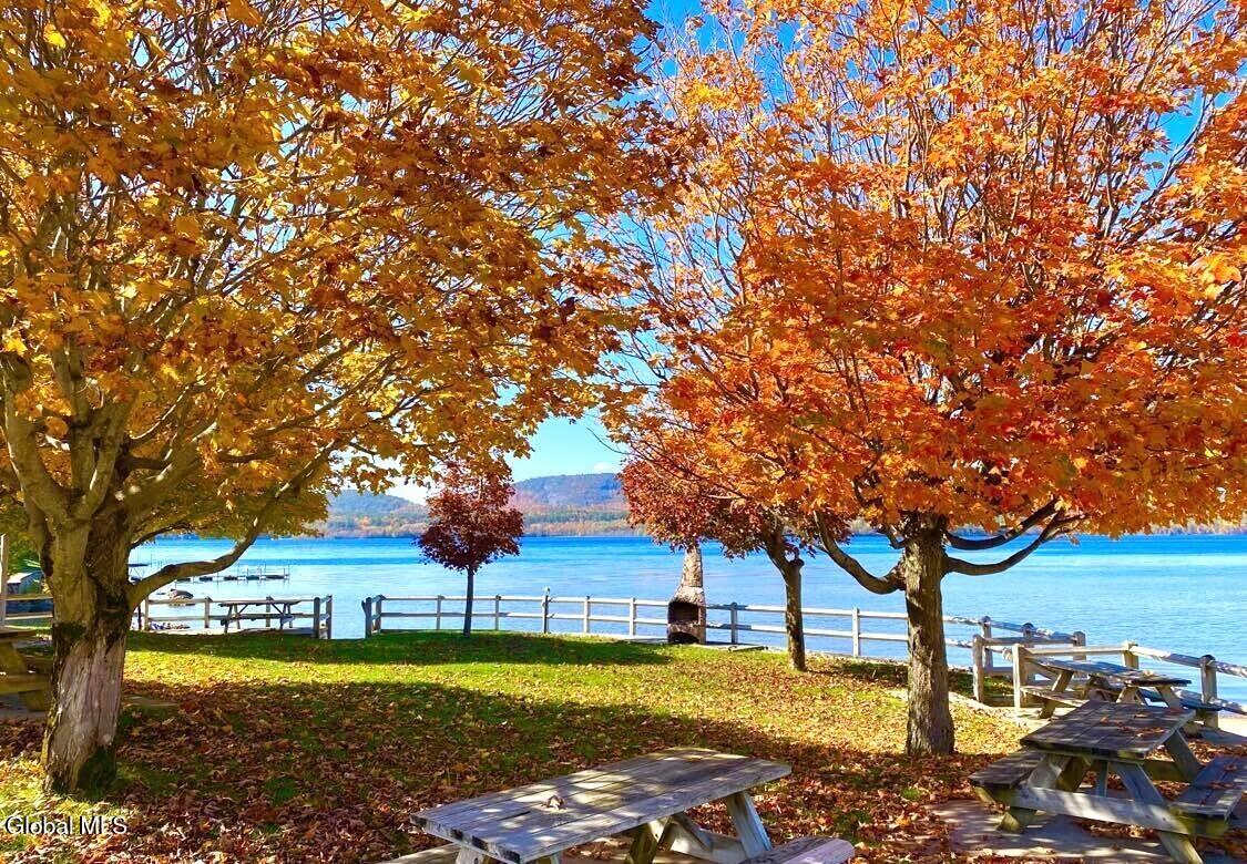 13 B Hummingbird Circle Horicon, NY 12808 - Photo 3 of 65 20230527001755159769000000-o