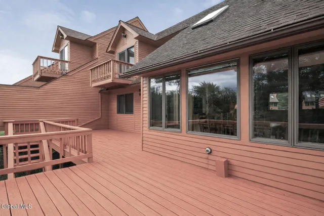 $679,000 | 13 B Hummingbird Circle, Horicon, NY 12808