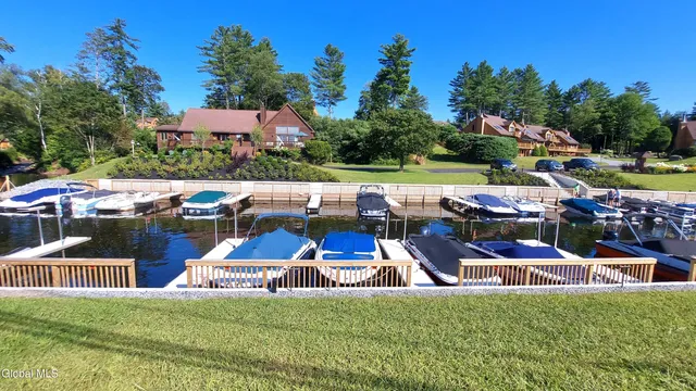 $649,000 | 13 B Hummingbird Circle, Horicon, NY 12808