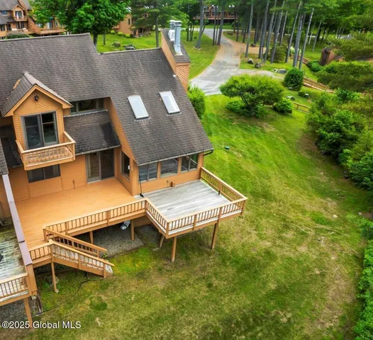 $679,000 | 13 B Hummingbird Circle, Horicon, NY 12808