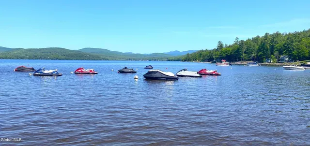 $679,000 | 13 B Hummingbird Circle, Horicon, NY 12808