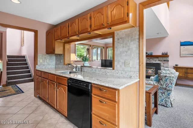 $679,000 | 13 B Hummingbird Circle, Horicon, NY 12808