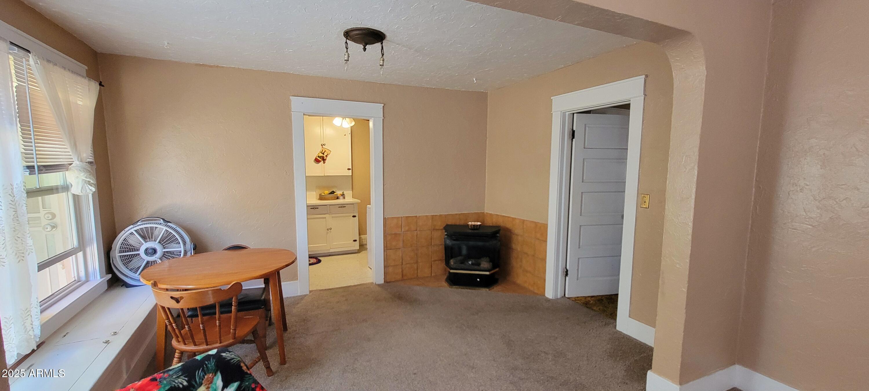 416 Tombstone Canyon Bisbee, AZ 85603 - Photo 29 of 42 a view of a livingroom with furniture