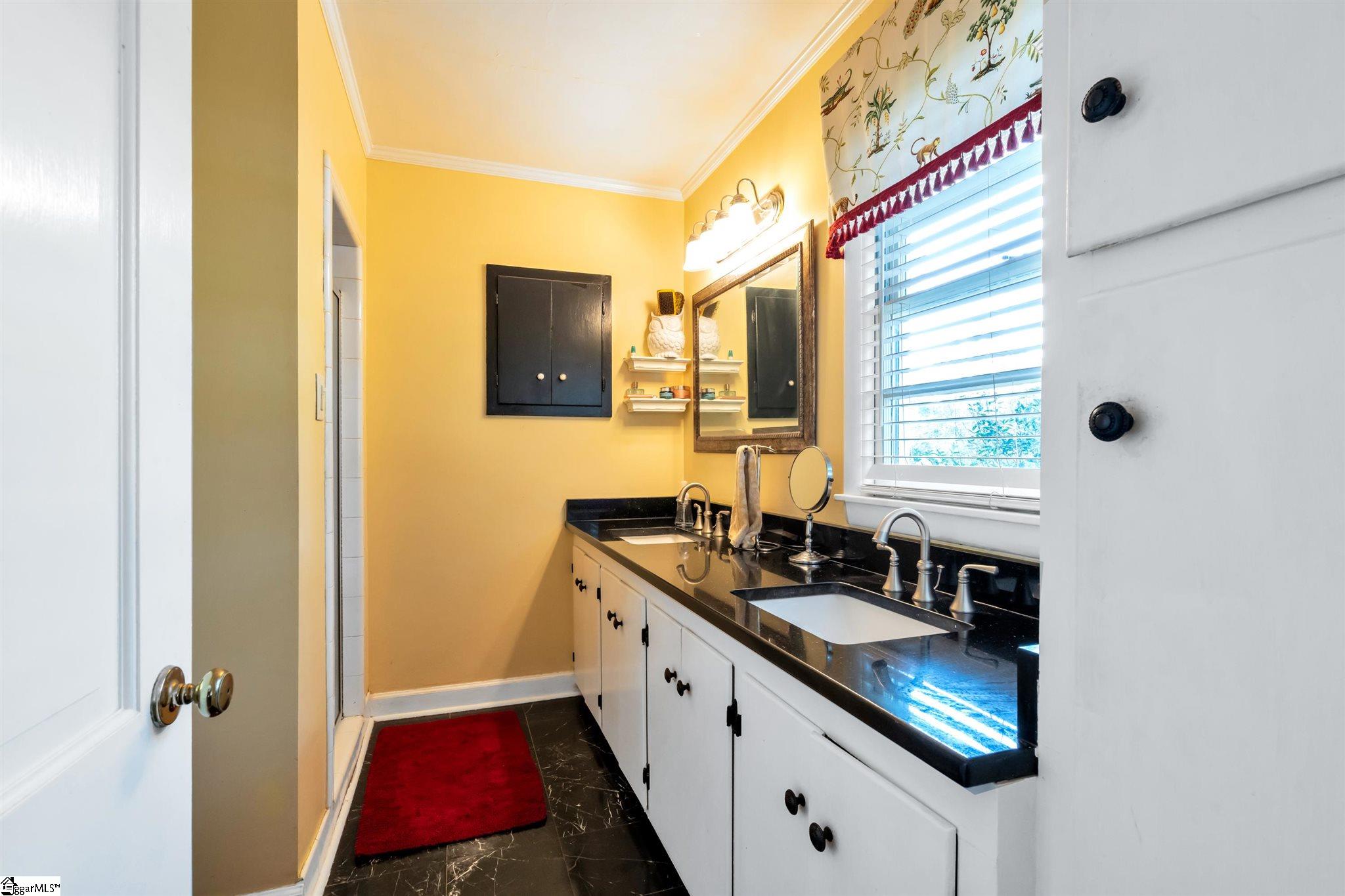 213 Emory Road Spartanburg, SC 29307 - Photo 4 of 33 Gallery Image 4