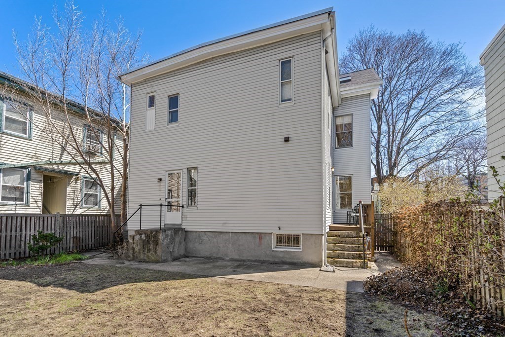27 Roberts Road, Unit 27 Cambridge, MA 02138 - Photo 33 of 42