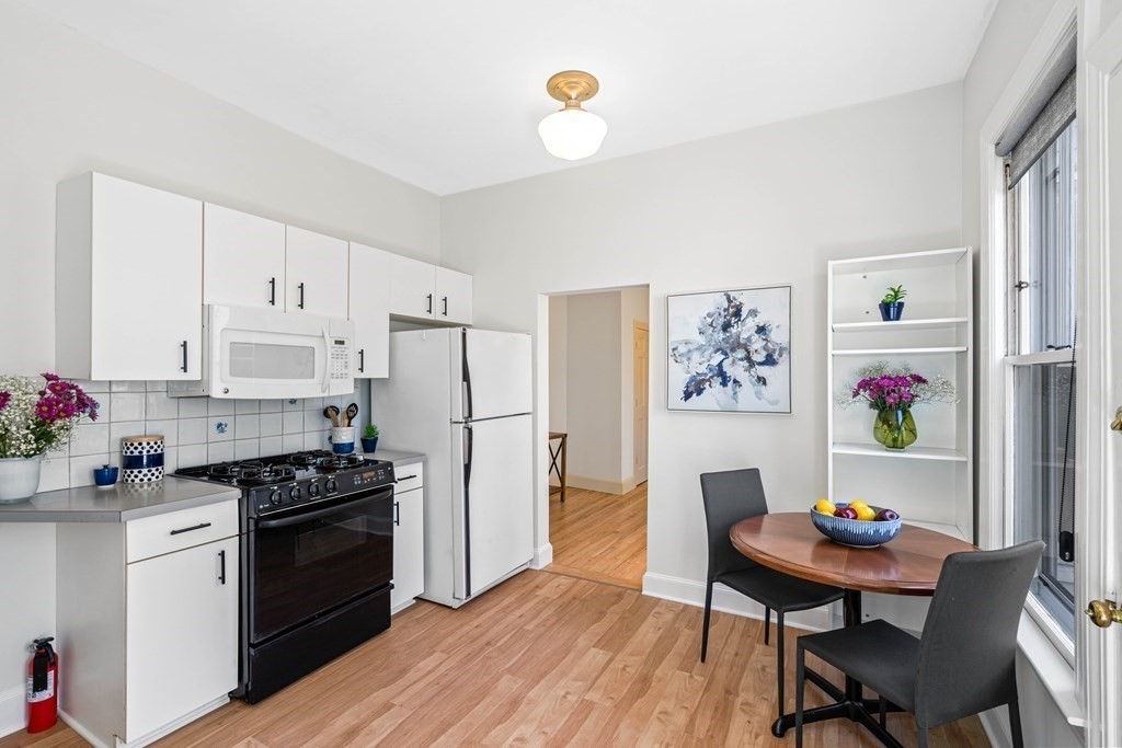 27 Roberts Road, Unit 27 Cambridge, MA 02138 - Photo 8 of 42