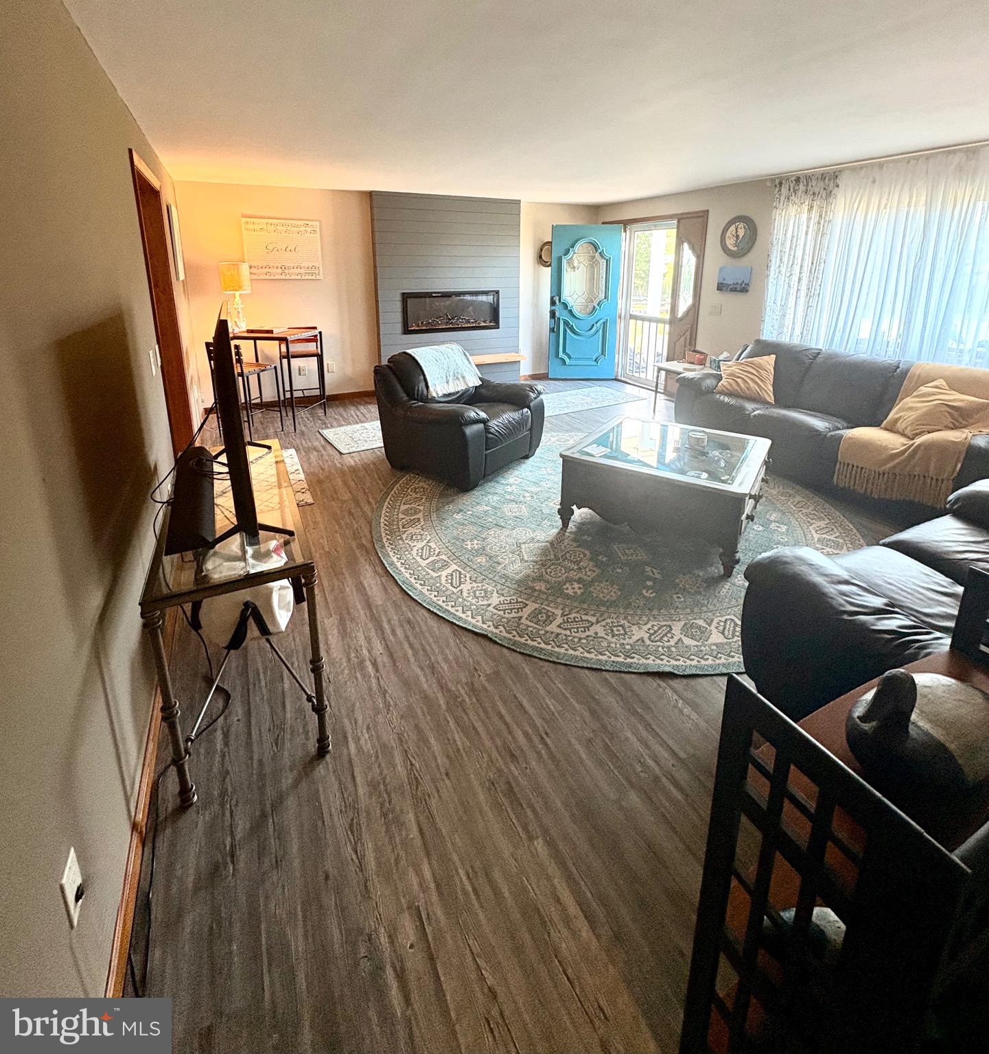 20949 Somers Road Ewell, MD 21824 - Photo 17 of 55 Family room